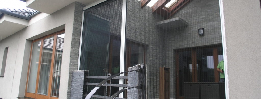 ÜVEGFAL – DUNASZERDAHELY