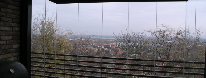 Üvegfal Budakeszi